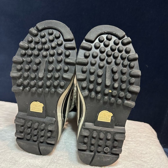 Sorel - Winter Boots - Picture 3 of 3